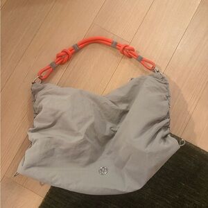lululemon athletica convertible ruched crossbody Bag w Orange Strap - Large 16L